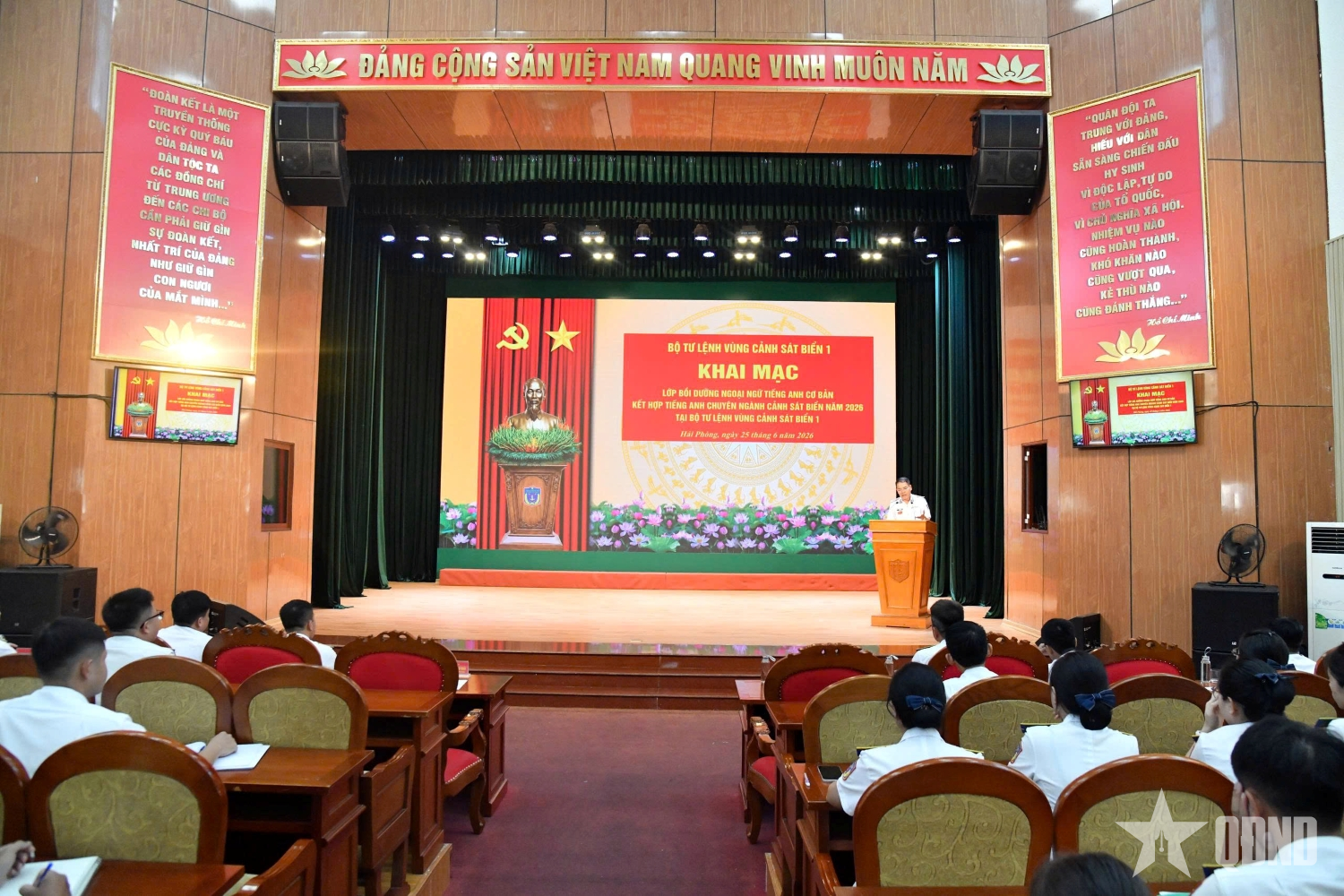 Nâng cao năng lực ngoại ngữ cho cán bộ Cảnh sát biển Việt Nam